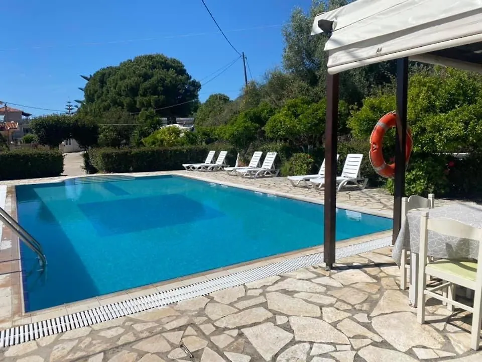 Moulinos Loft Apartment Svoronata