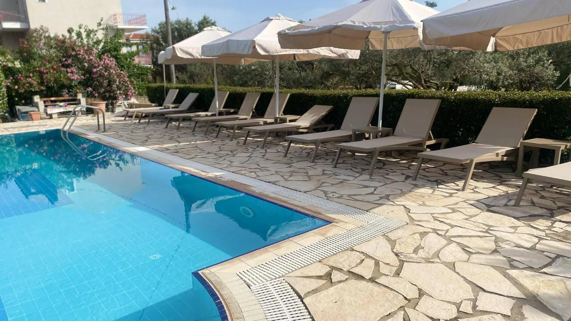 Moulinos Loft Apartment Svoronata Greece